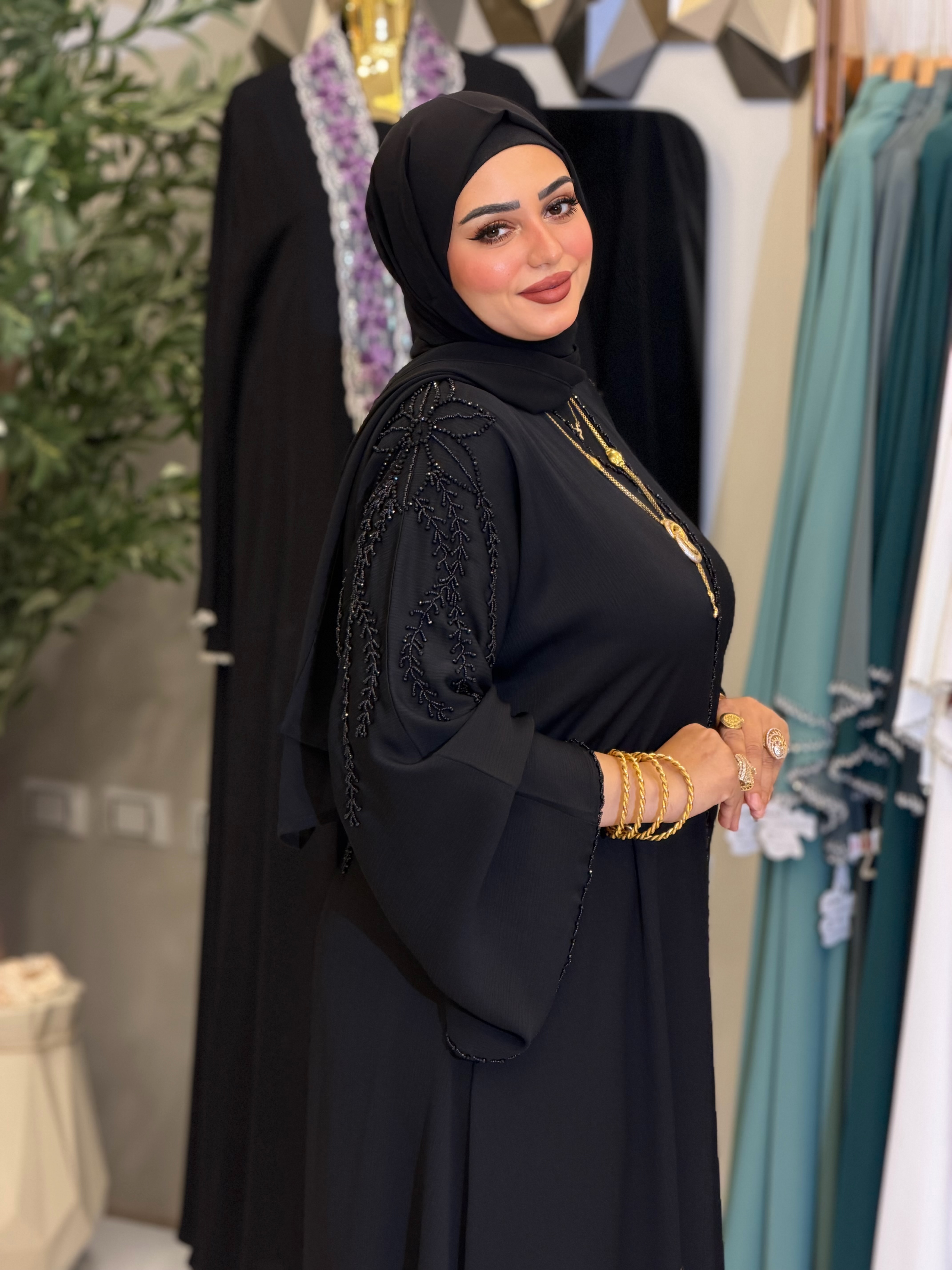 عبايه هاند ميد 